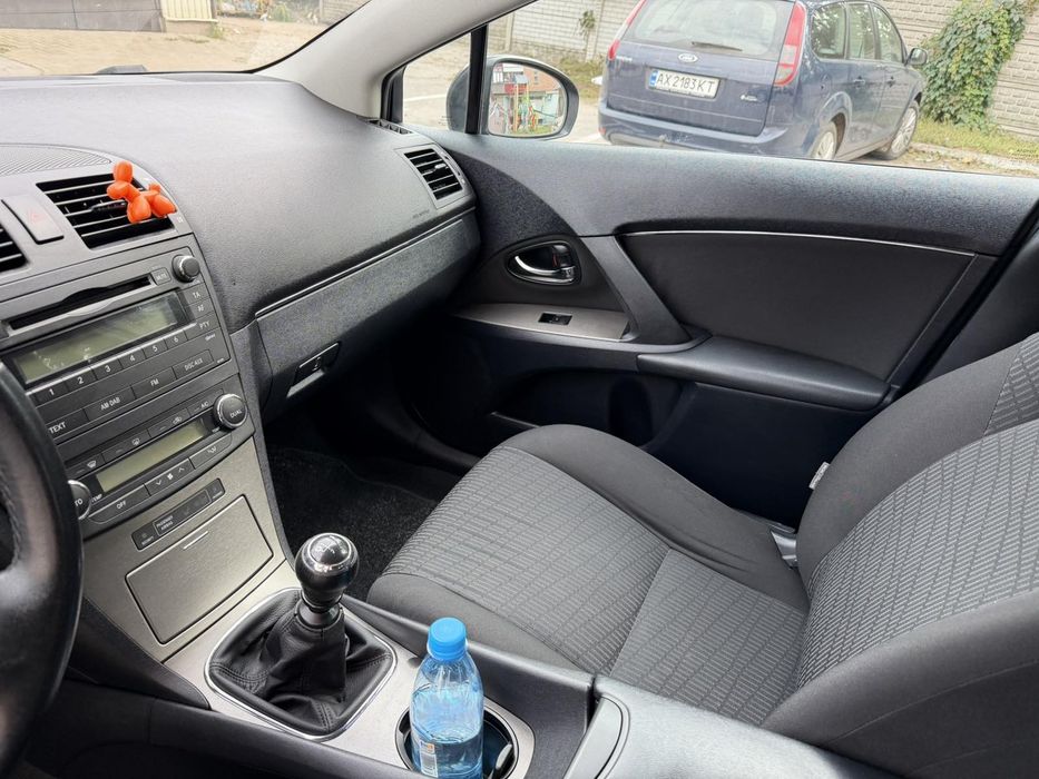 Toyota Avensis у відмінному стані