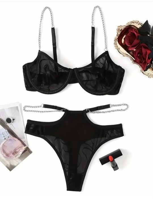 Комплект білизни з ланцюжками