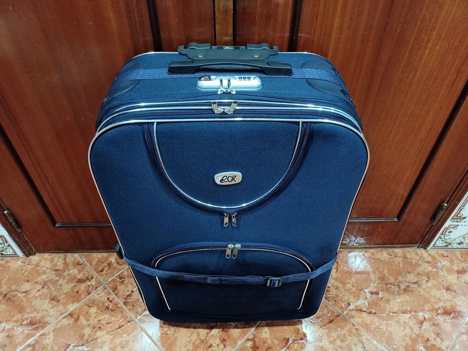 Mala malas de porão até 23 kg viagem carro casa quarto apartamento vivenda  escritório gabinete sala  cozinha.