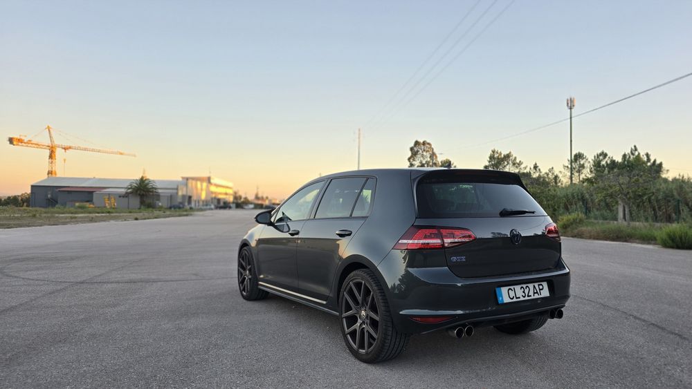 Volkswagen Golf GTE 1.4 Hybrido plug-in