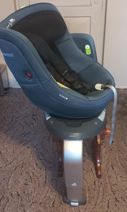 Fotelik samochodowy, obrotowy SWANDOO MARIE 3