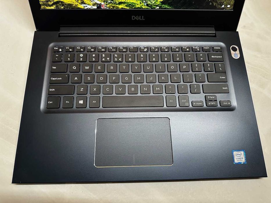 Dell Vostro 14" 5471 i5-8250U 16 GB RAM SSD + HDD Win 11 Pro