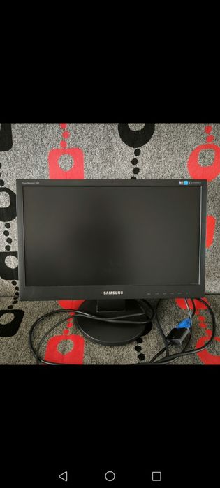 Monitor komputerowy