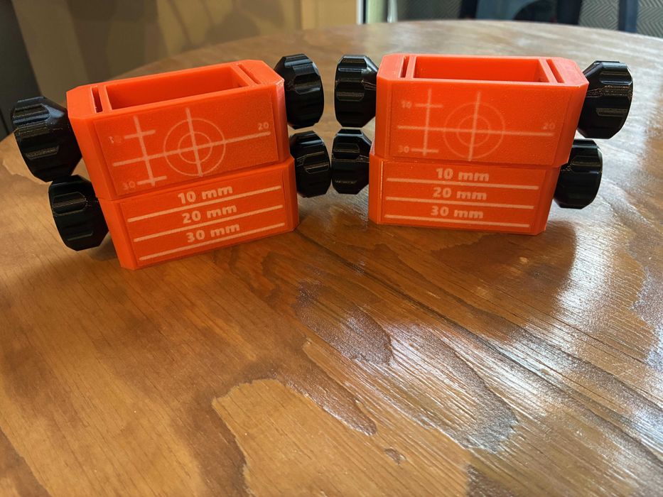 Zestaw 4 uchwytów do poziomowania profili CD60 – regulacja 10/20/30 mm