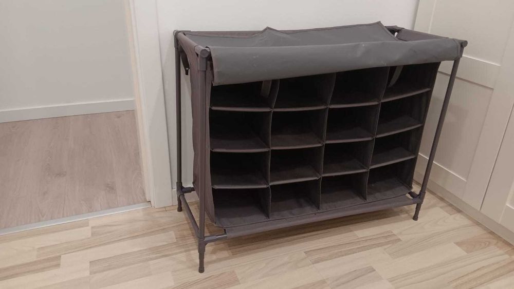 Sapateira desmontável (armação metálica e lona)