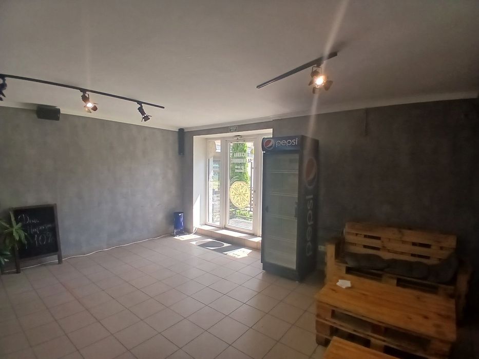 Здам в оренду комерційне приміщення по пр. Волі.