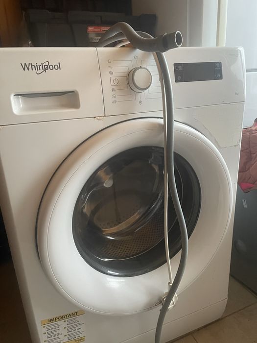 Пральна машинка whirpool