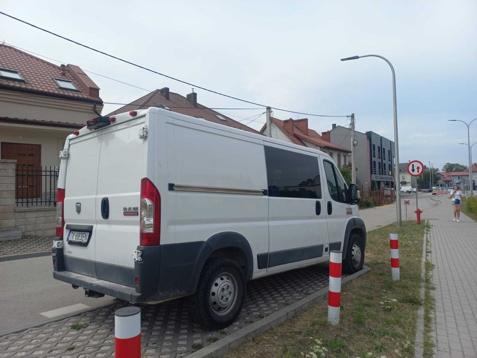 Wynajem busa blaszaka l3h2 ram promaster 280koni automat hak kurierBUS
