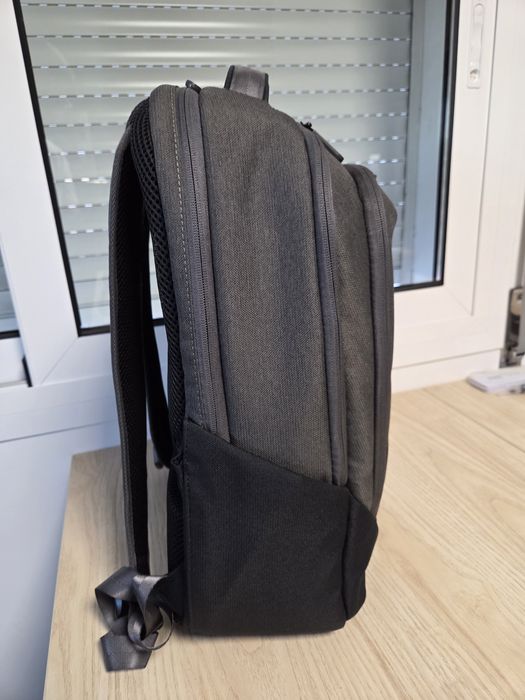 Mochila TARGUS CYPRESS EcoSmart 15.6''