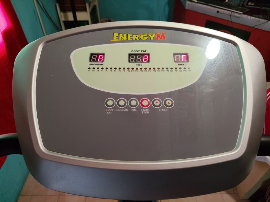 Plataforma Vibratória EnergyM Turbo Charger | Excelente Estado | Vários Programas