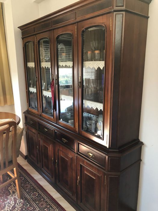 Móvel  de Sala em Madeira Maciça