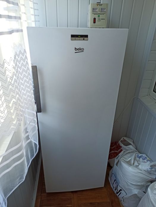 Морозильна камера БЕКО