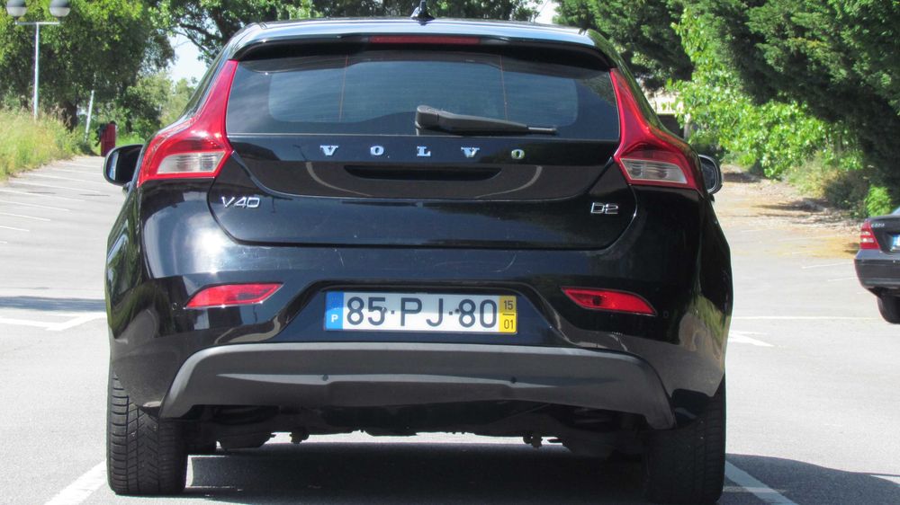 Volvo V40 2015 D2