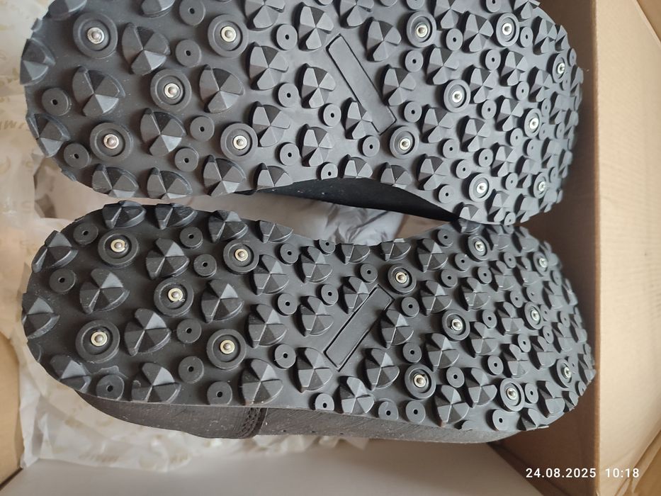 Guadelainy buty do brodzenia kolce rozmiar 40