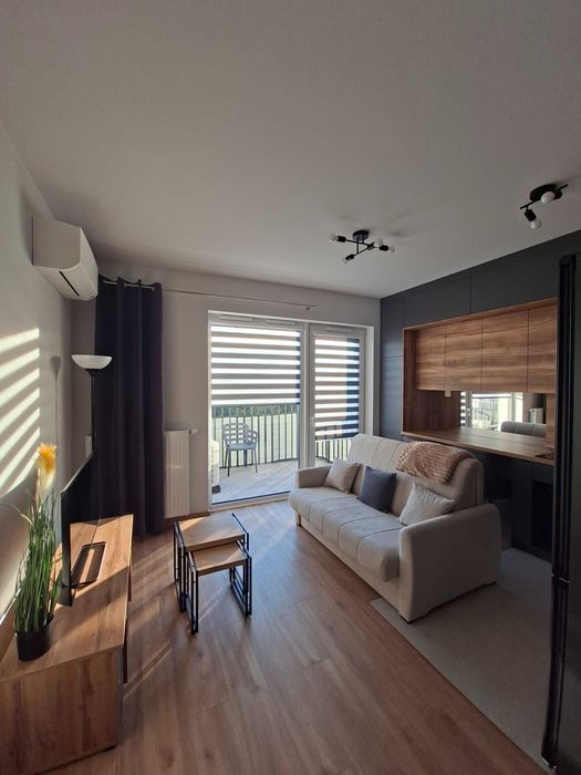 Studio 27m2 / klimatyzacja / parking