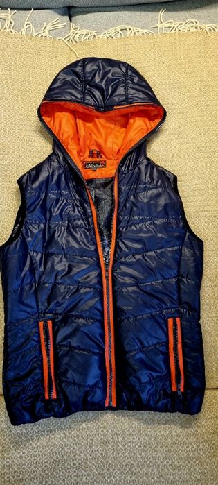 Продам жилетку Madiva 44 розмір