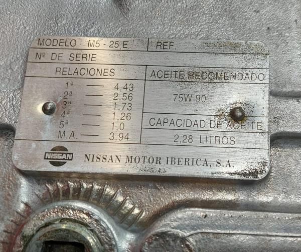 Caixa de velocidades manual NISSAN Cabstar Chassis (F24M, F24W)