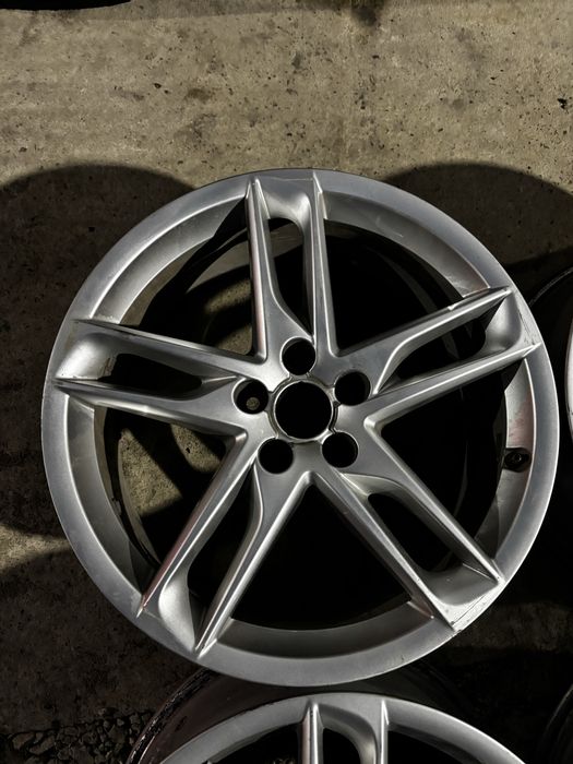 Диски диск Audi Ауді Q5 R19  з 2012/2017 рік стан гарний
