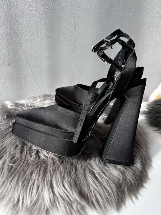 Buty na platformie satynowe Asos