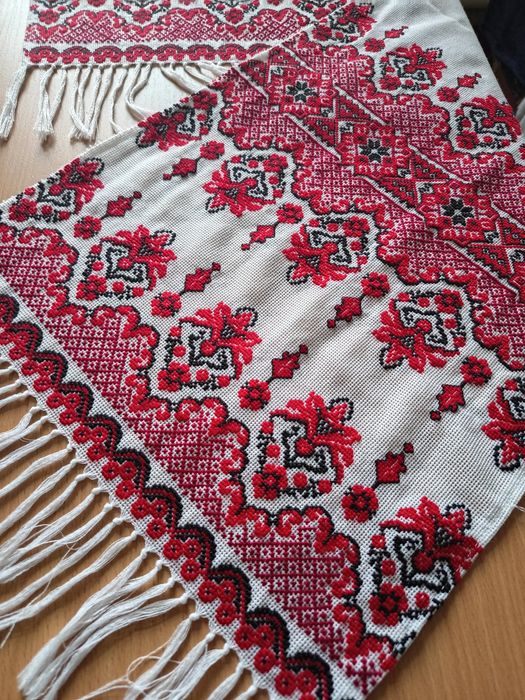 Весільні рушники ручної роботи