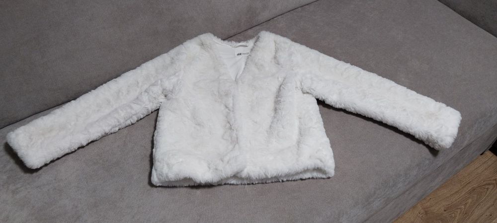 Нова біла шубкадля дівчинки 8-10 років