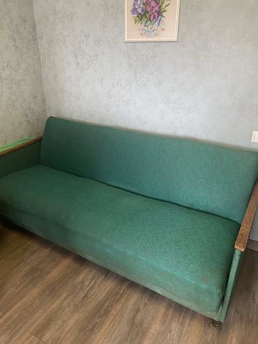 Отдам диван бесплатно