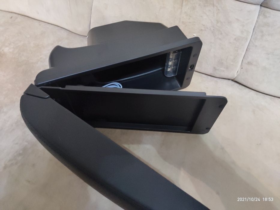 Подлокотник Citroen c4, Ситроен с4