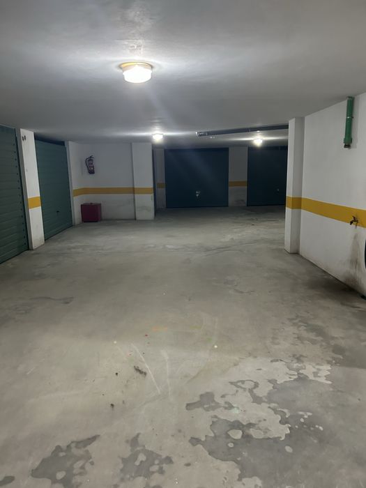 Garagem em formato BOX