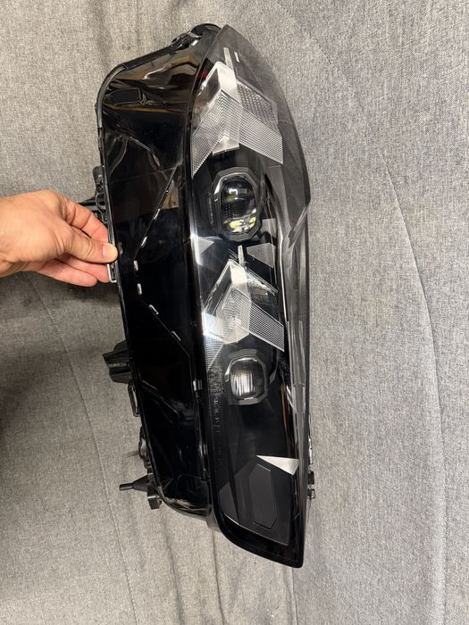 Фара права BMW X5 X6 G05 G06 2023-2025