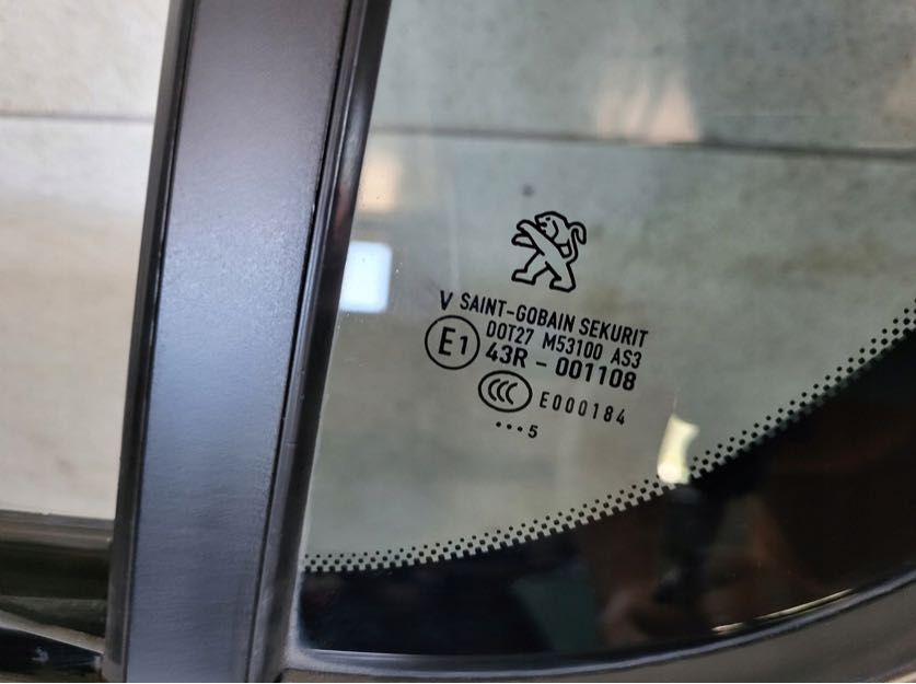 drzwi lewy tył lewe tylne PEUGEOT 308 II T9 GT line EEGD