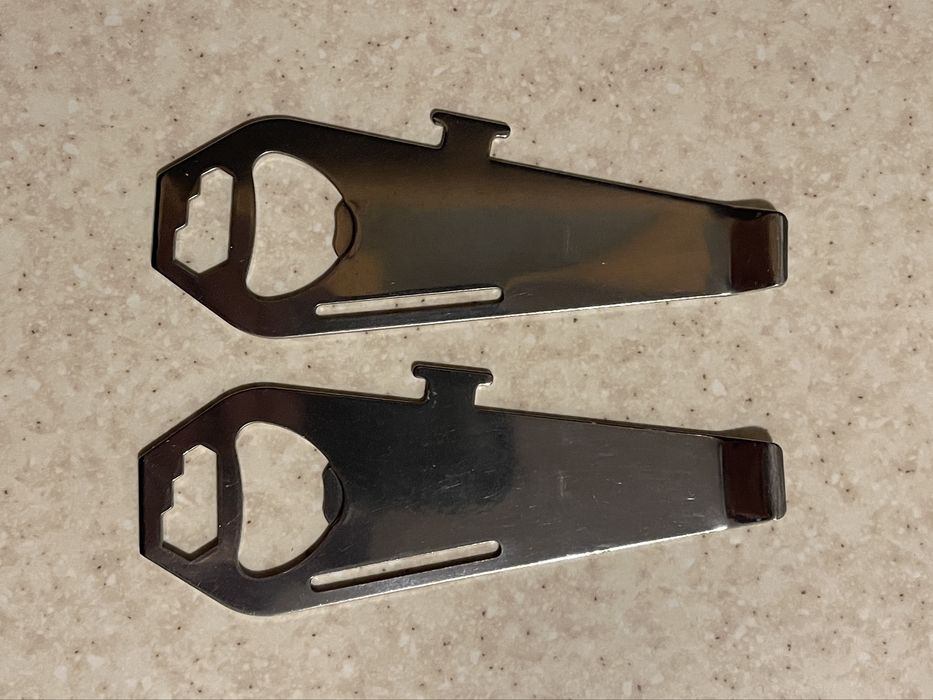 Продам відкривачки для пляшок.