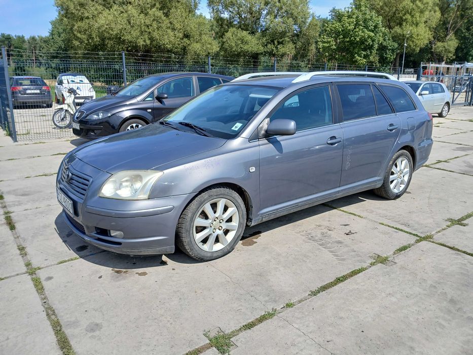 Toyota Avensis 2,0 diesel, 237 tyś/km