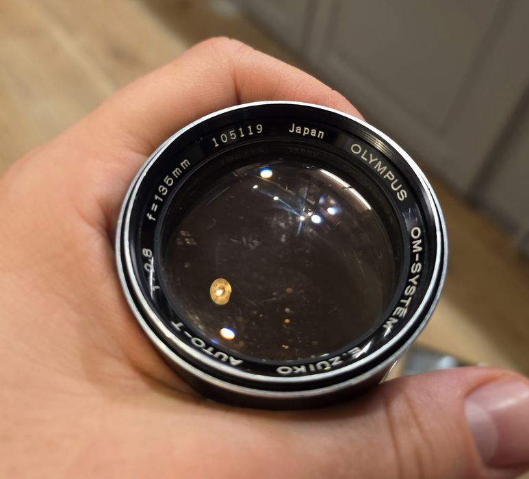 Obiektyw Olympus E.Zuiko 135mm f/2.8 - OM System