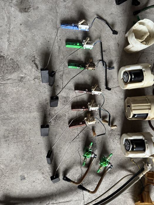 Паливний насос бака,колба,поплавок,рівень палива. Audi a6 c5 2.5tdi