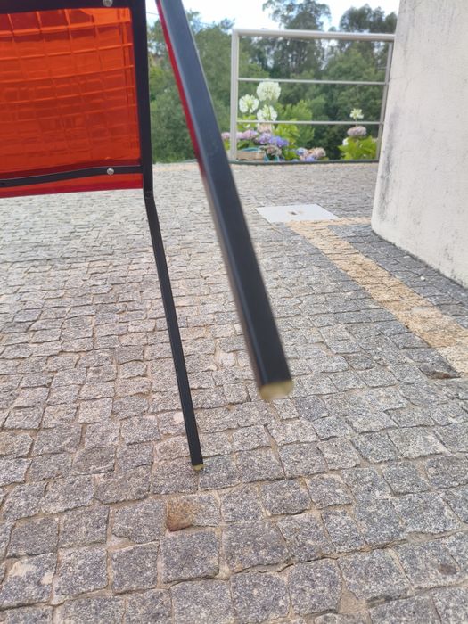 Cadeiras em acrílico