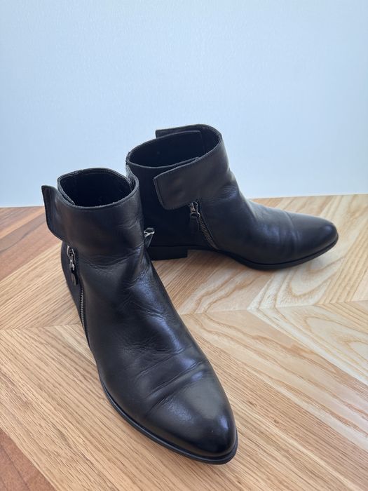 Czarne skórzane botki sztyblety r. 40 Ochnik