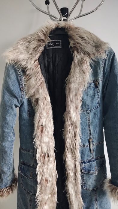 Płaszcz zimowy z futerkiem