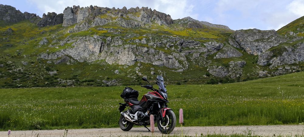 Honda NC 750x com todos os extras OUT2020