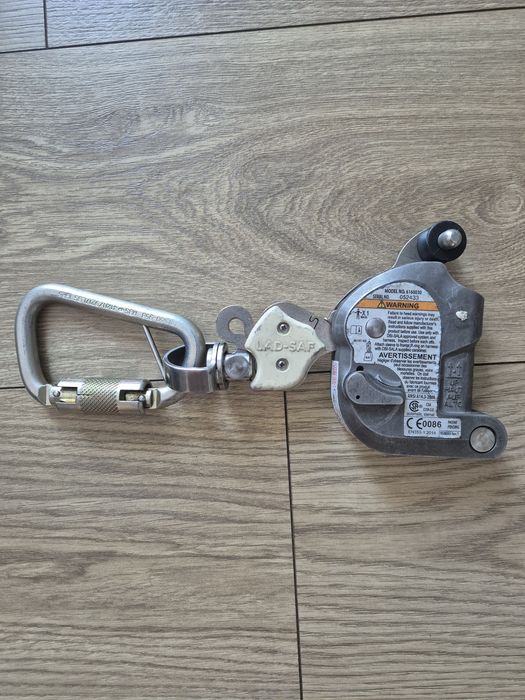 Wózek asekuracyjny 3M DBI-SALA Lad-Saf X2 (Model 6160030) + Karabinek
