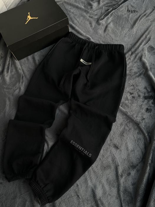 Штани Essentials “Fear of God”