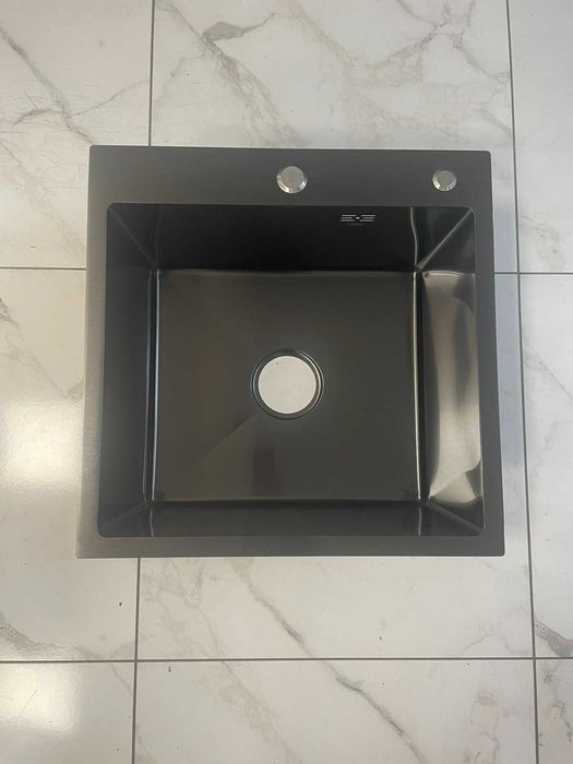 Мойка Lidz 5050 см черная и смеситель для кухни Kraft, черный