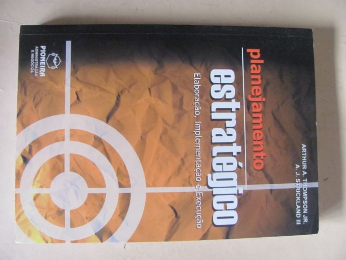 Planejamento estratégico de Arthur A. Thompson Jr.