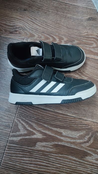 кросівки для хлопчика Adidas 33