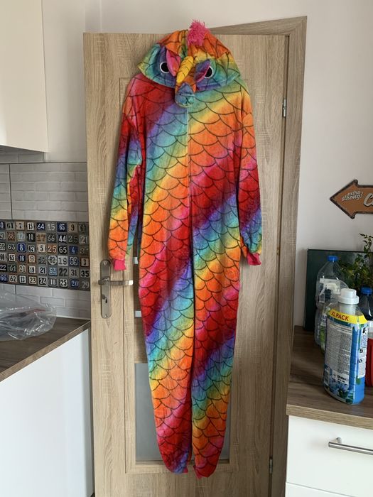 Kolorowy kombinezon jednorożec