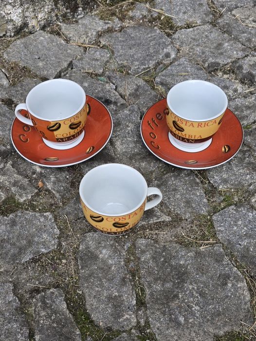 3 chavenas de café