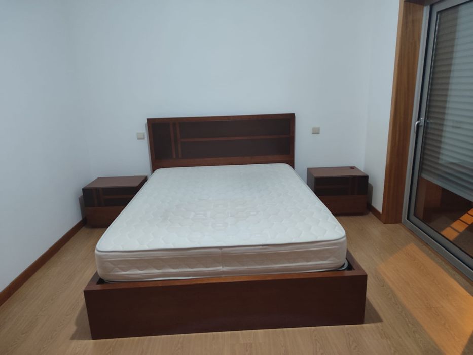 Aluga se Moradia germinada Remelhe Barcelos