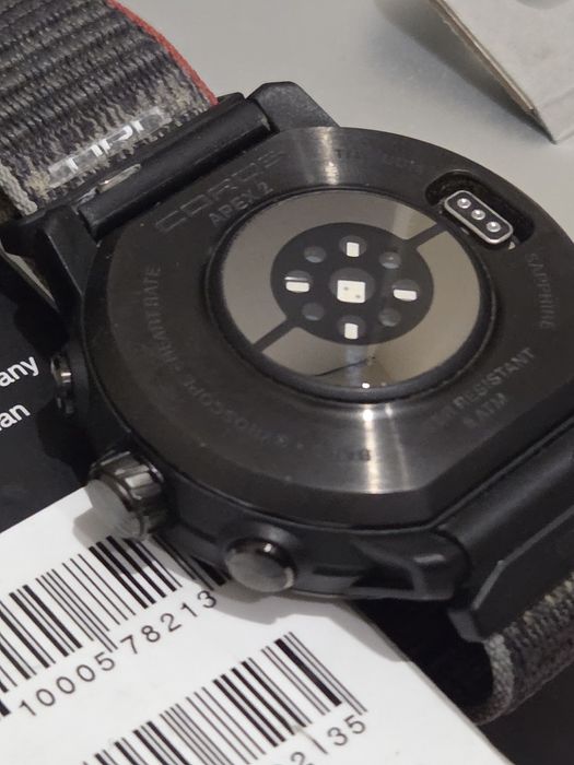 Coros Apex 2 смарт-годинник