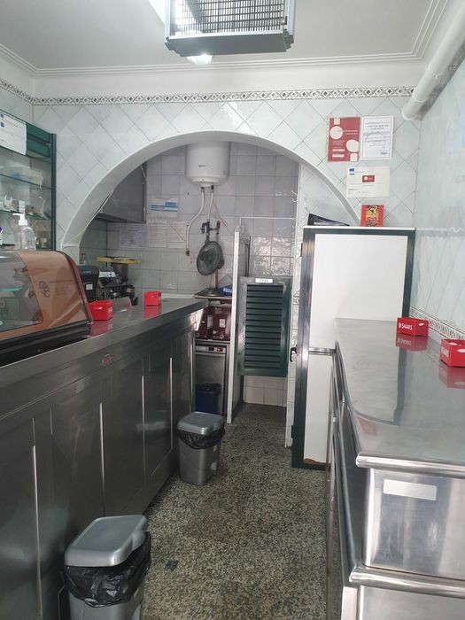 Venda de totalidade de quotas de firma de restauração