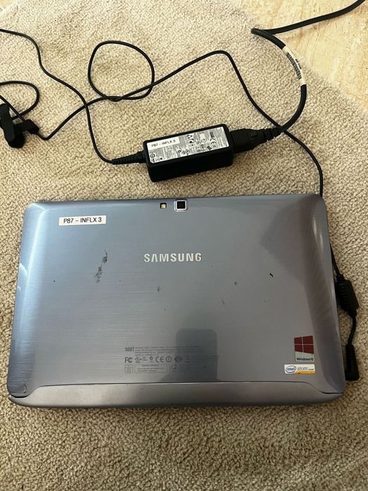 Portátil Samsung Notebook 500T1C