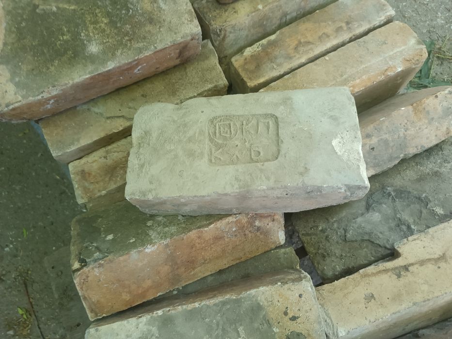 Кирпич огнеупорный б/у